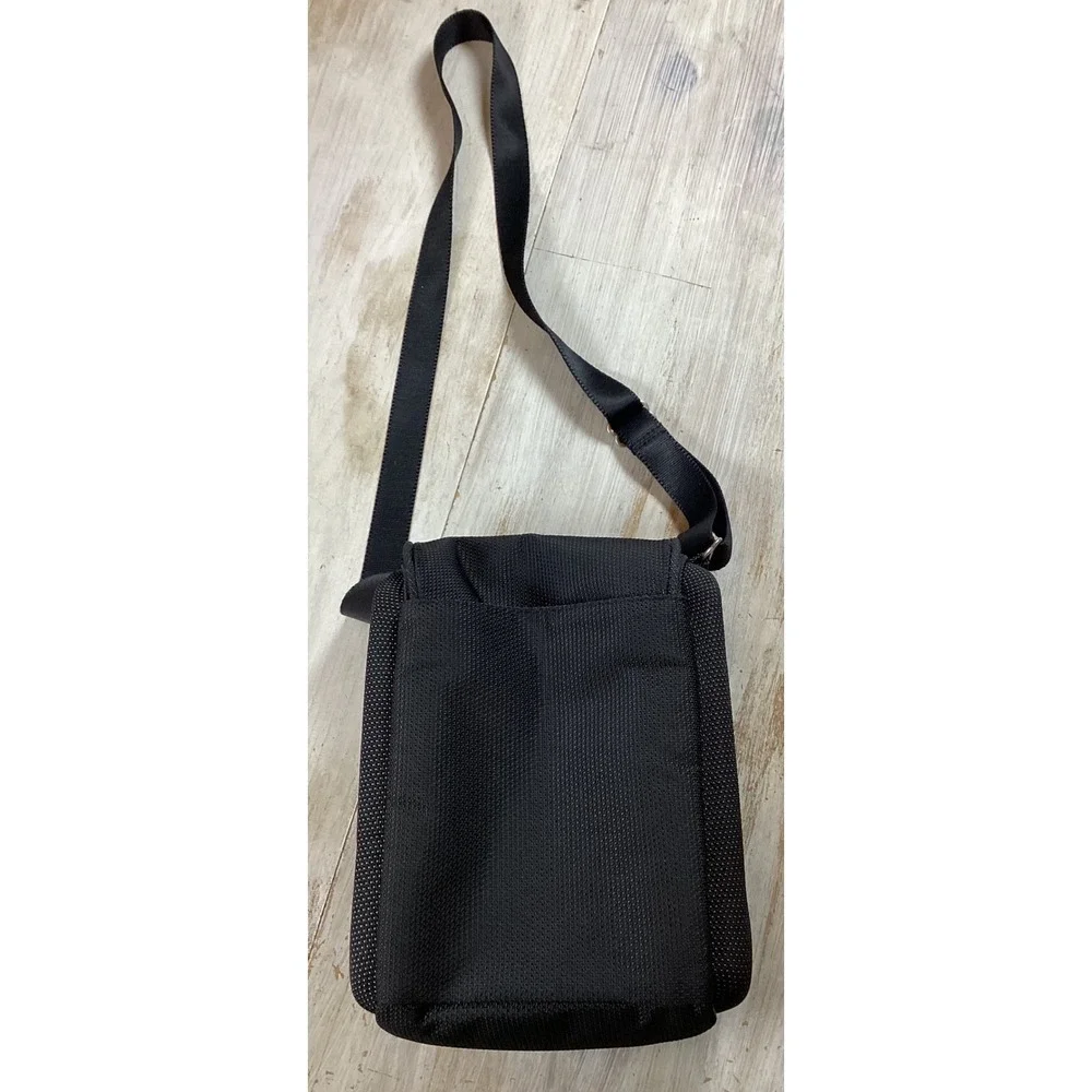 Tumi Black Ballistic Nylon Crossbody Messenger Bag Small Tech Travel Pouch - Picture 2 of 8